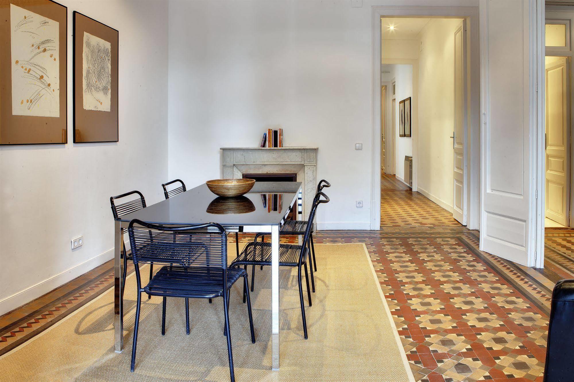 บาร์เซโลนา อพาร์ตเมนต์ บาล Apartment ภายนอก รูปภาพ